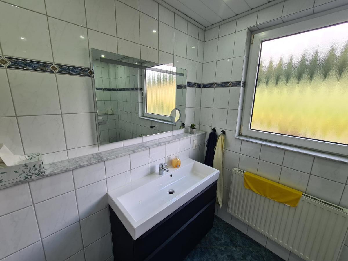 Moderne Ferienwohnung Mit Aussicht Bad Oeynhausen Exterior photo